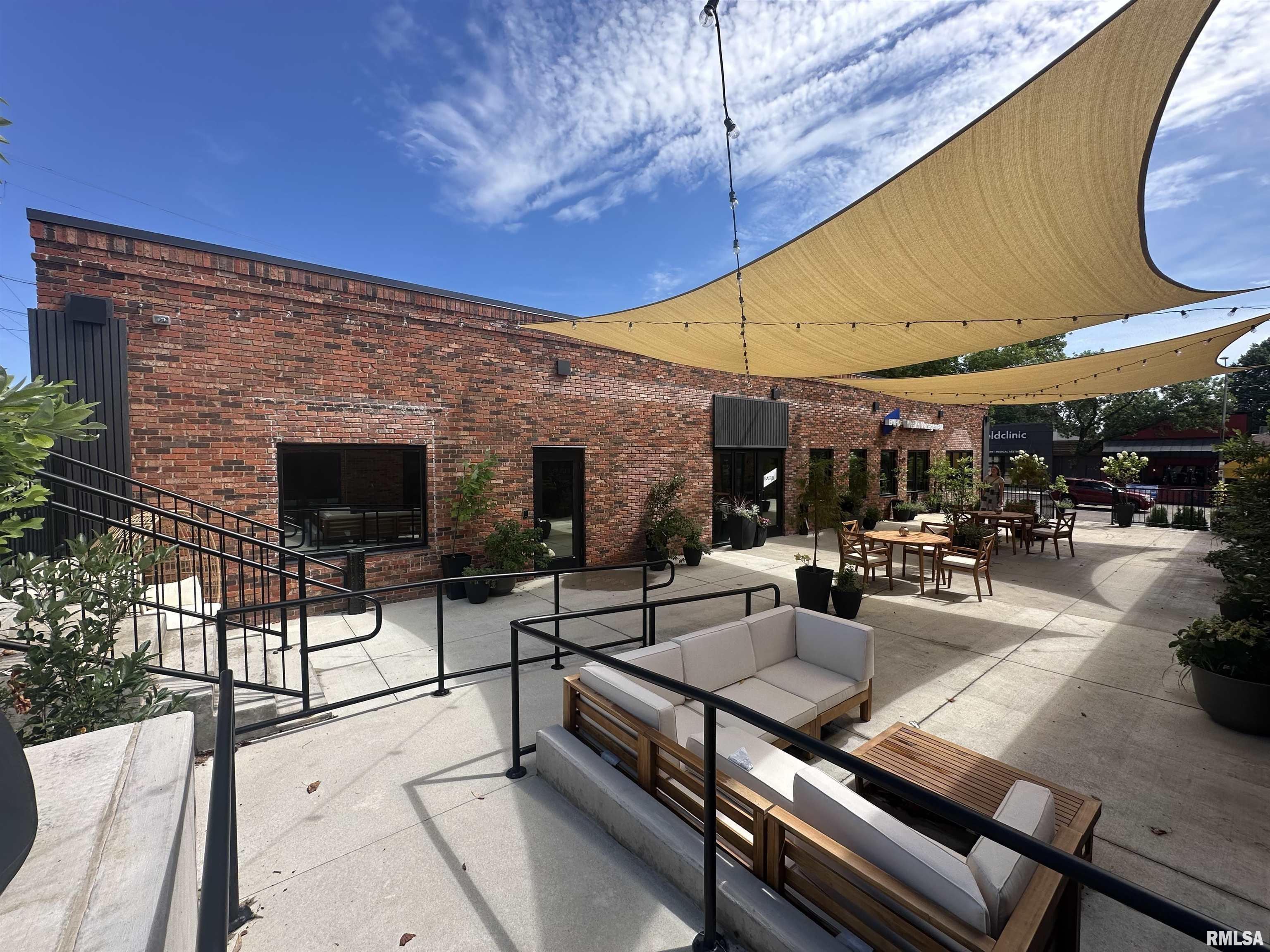 Click for Details about CMLS #PA1259939 CMLS #PA1259939